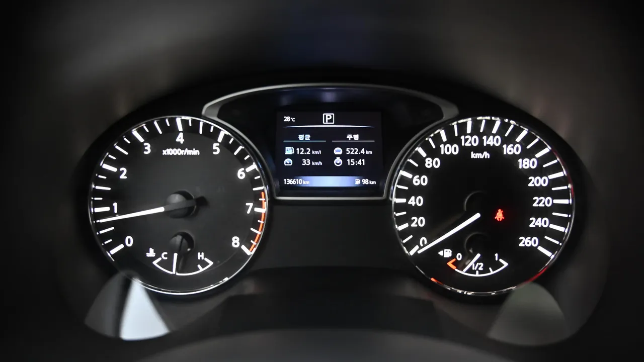 Nissan Altima — miniaturë 8