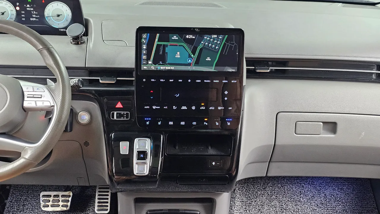 Hyundai Staria — miniaturë 23