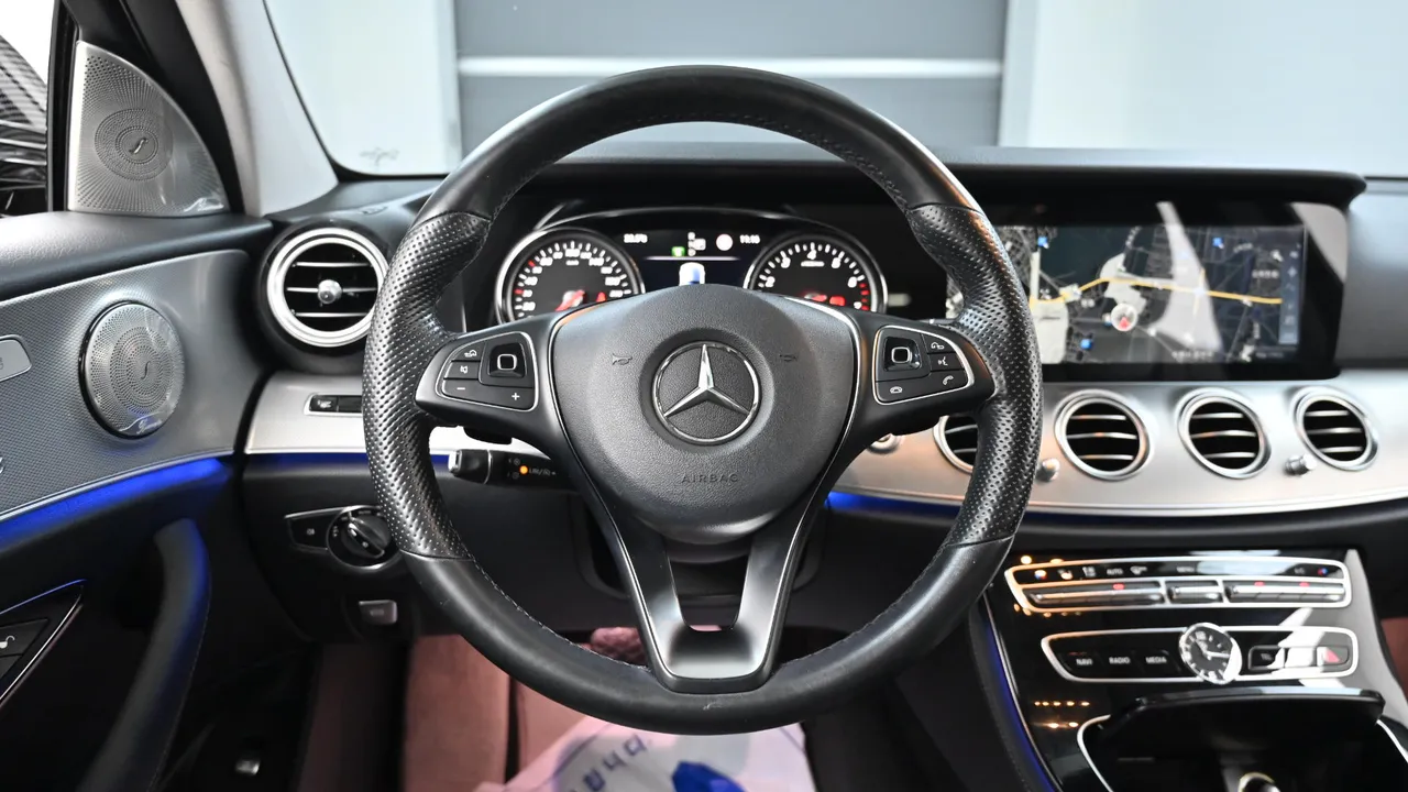 Mercedes-Benz E-klasse — miniaturë 13