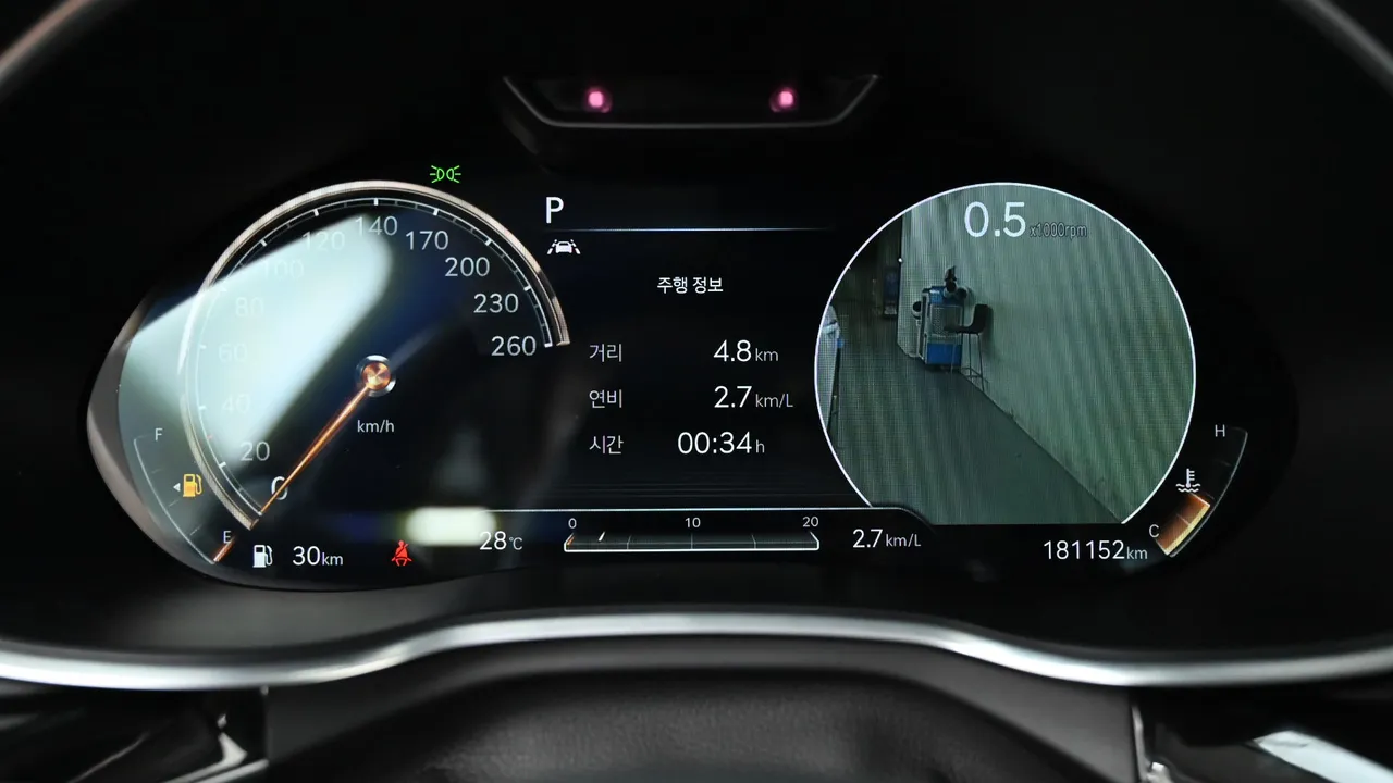 Genesis G80 — miniaturë 8