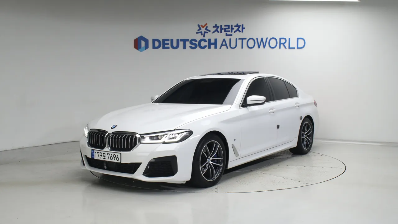 BMW 5er, 2022, фотография 2