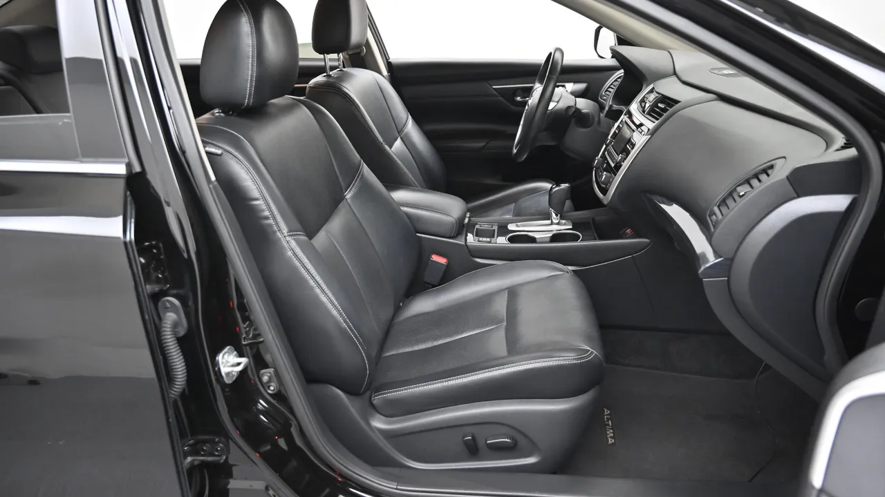 Nissan Altima 2.5 Smart L33