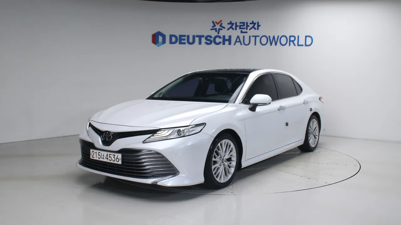 Toyota Camry 2.5 — foto 1