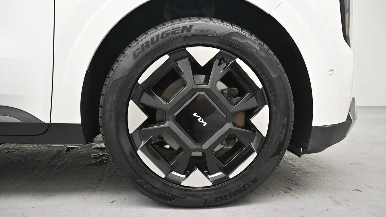 Kia Carnival — miniaturë 5