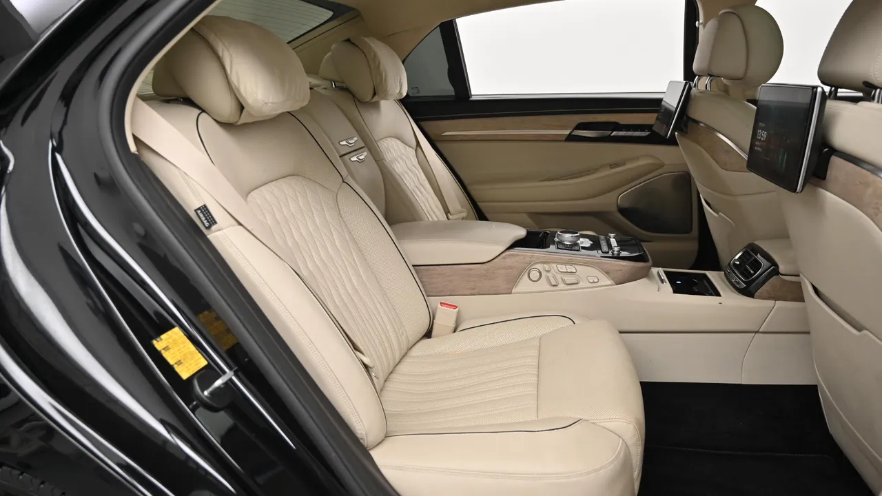 Genesis G90 — miniaturë 12