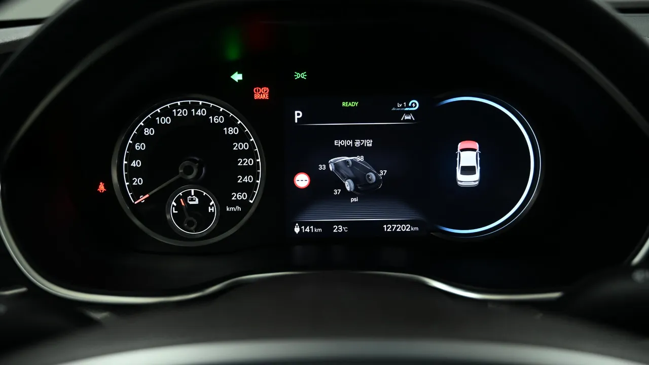 Genesis G80 — miniaturë 8