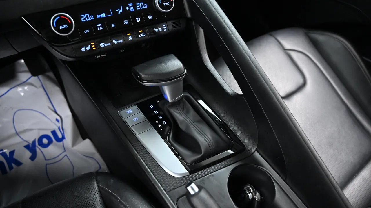 Hyundai Avante — miniaturë 9