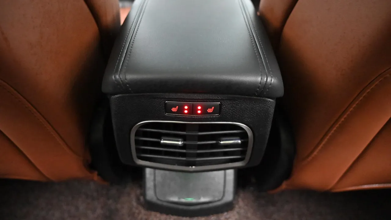 Lincoln MKZ — miniaturë 16