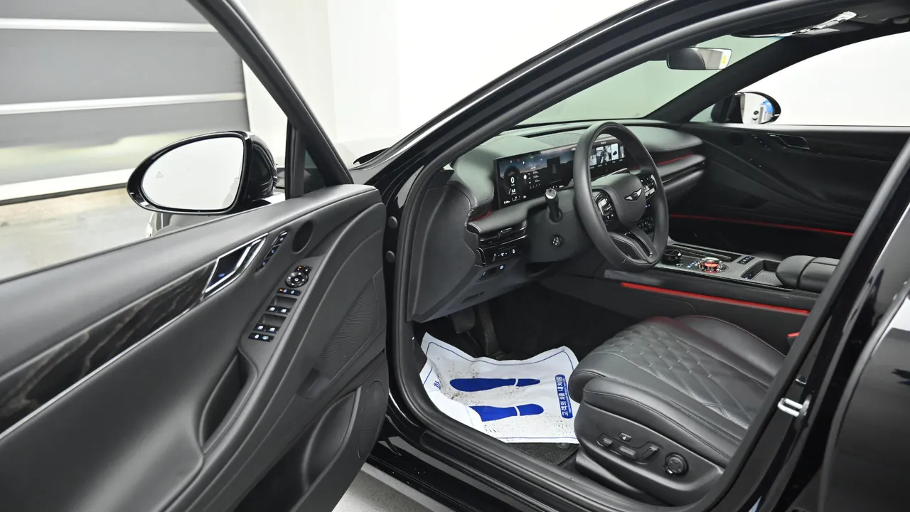 Genesis G80 — miniaturë 11