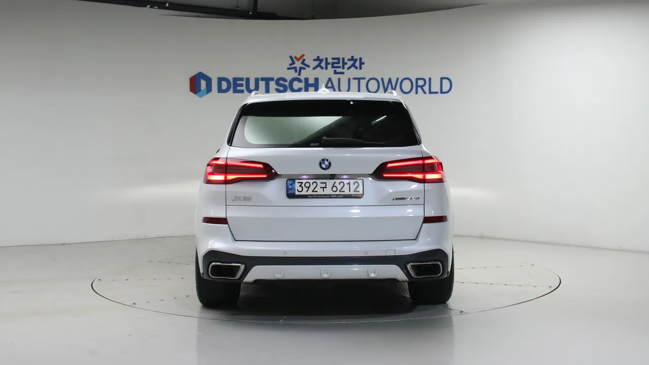 BMW X5 — miniaturë 4
