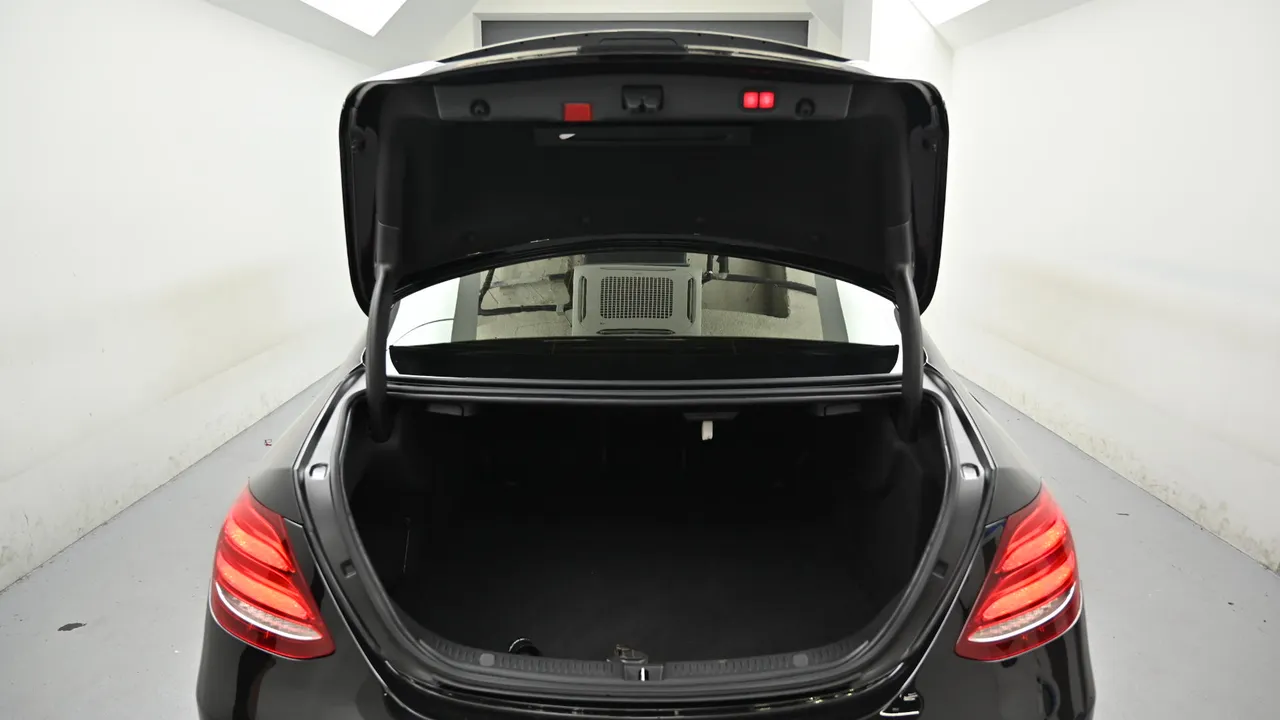 Mercedes-Benz E-klasse — miniaturë 19