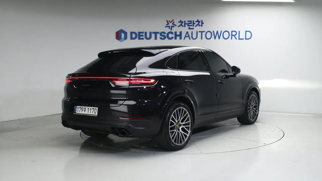 Porsche Cayenne — miniaturë 2