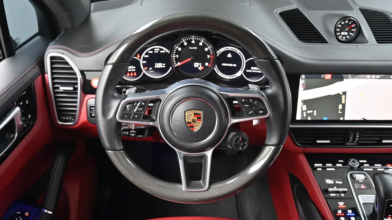 Porsche Cayenne — miniaturë 13