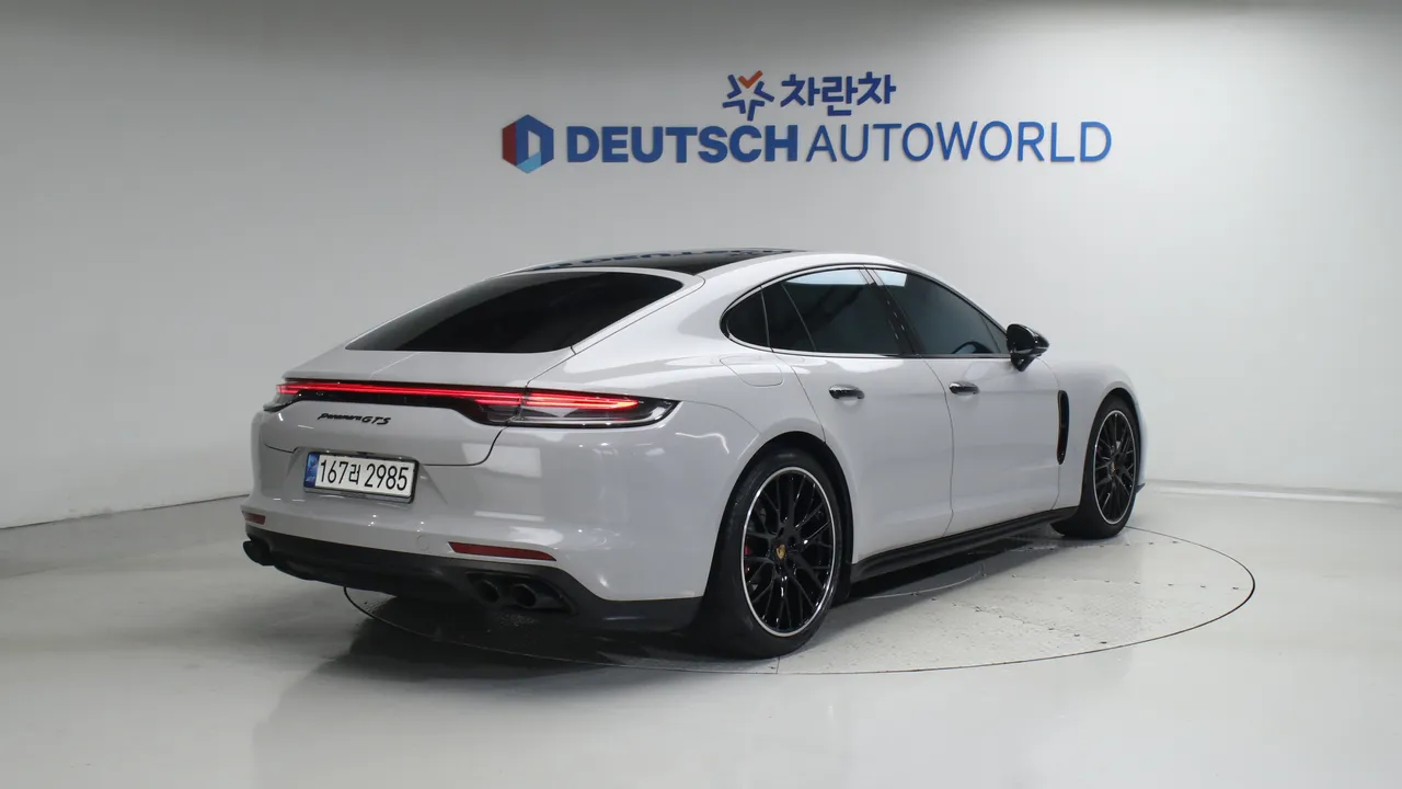 Porsche Panamera — miniaturë 2