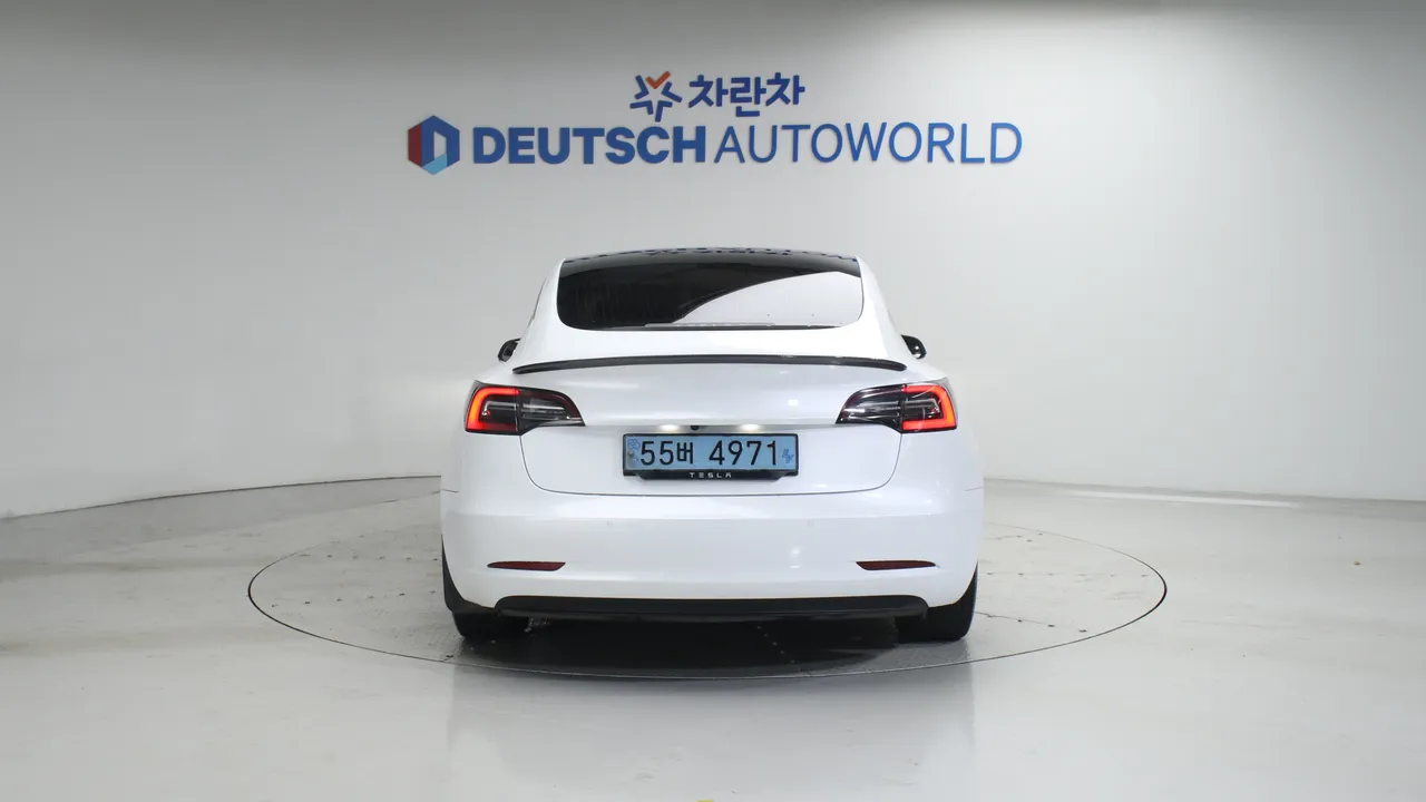Tesla Model 3 72kWh Long Range