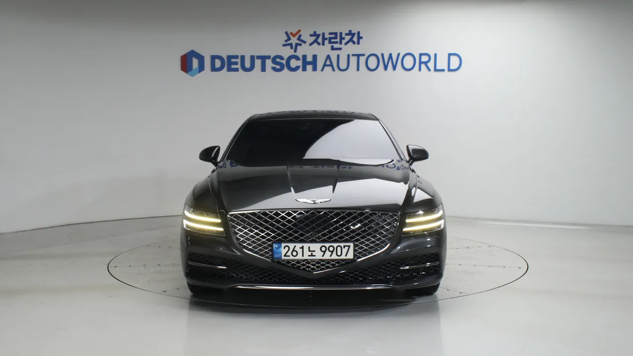 Genesis G80 — miniaturë 3