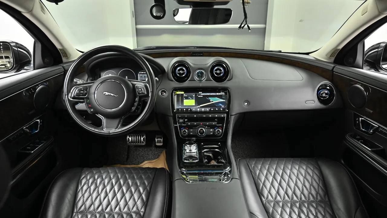 Jaguar XJ (X351) 3.0D XJ50 LWB