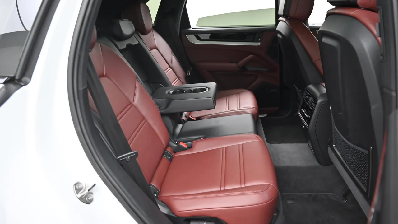 Porsche Cayenne — miniaturë 12