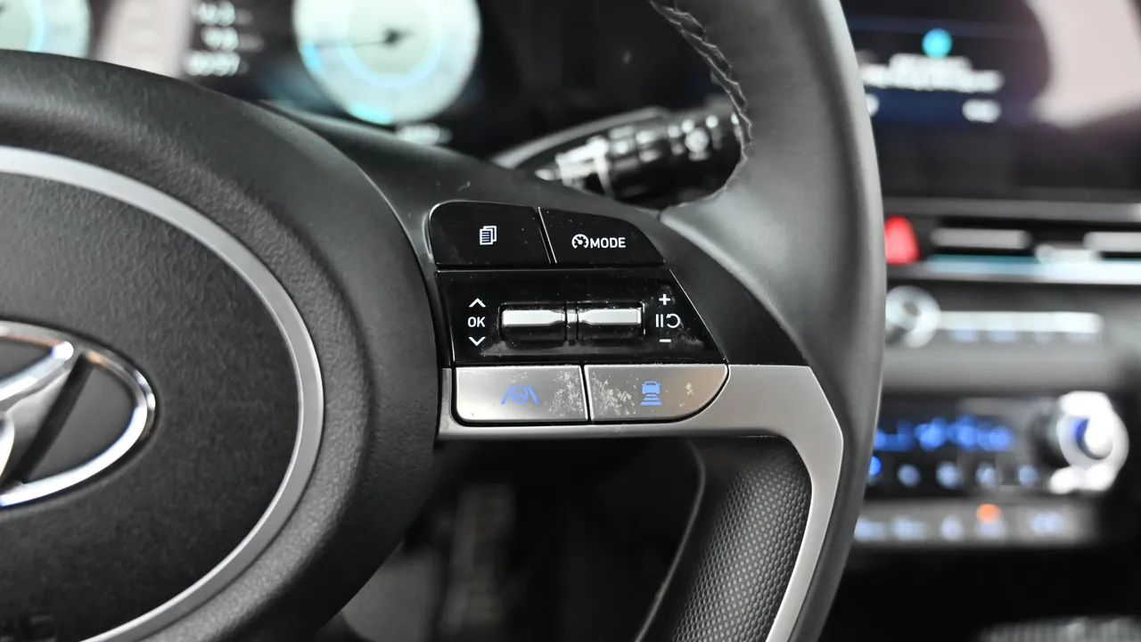 Hyundai Avante — miniaturë 18