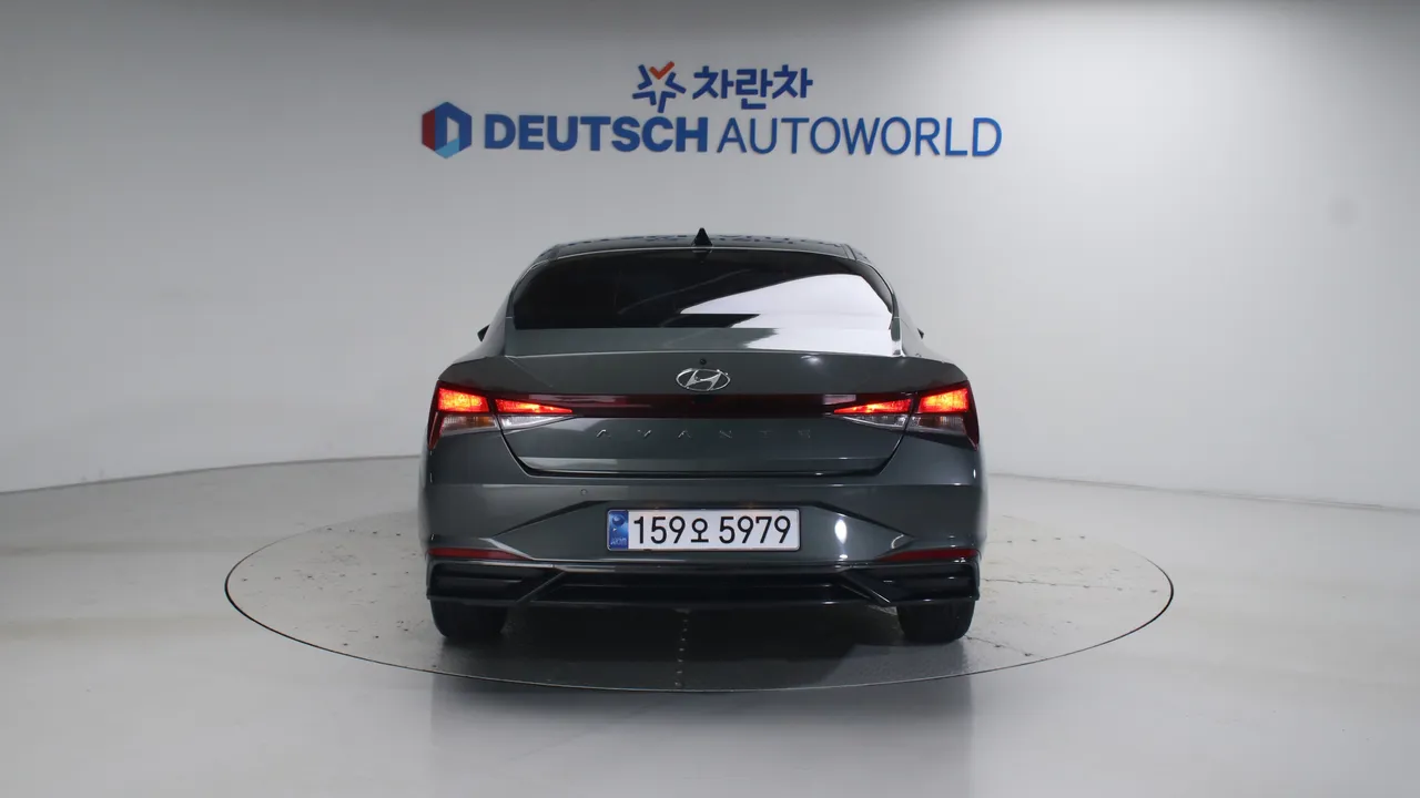 Hyundai Avante — miniaturë 4