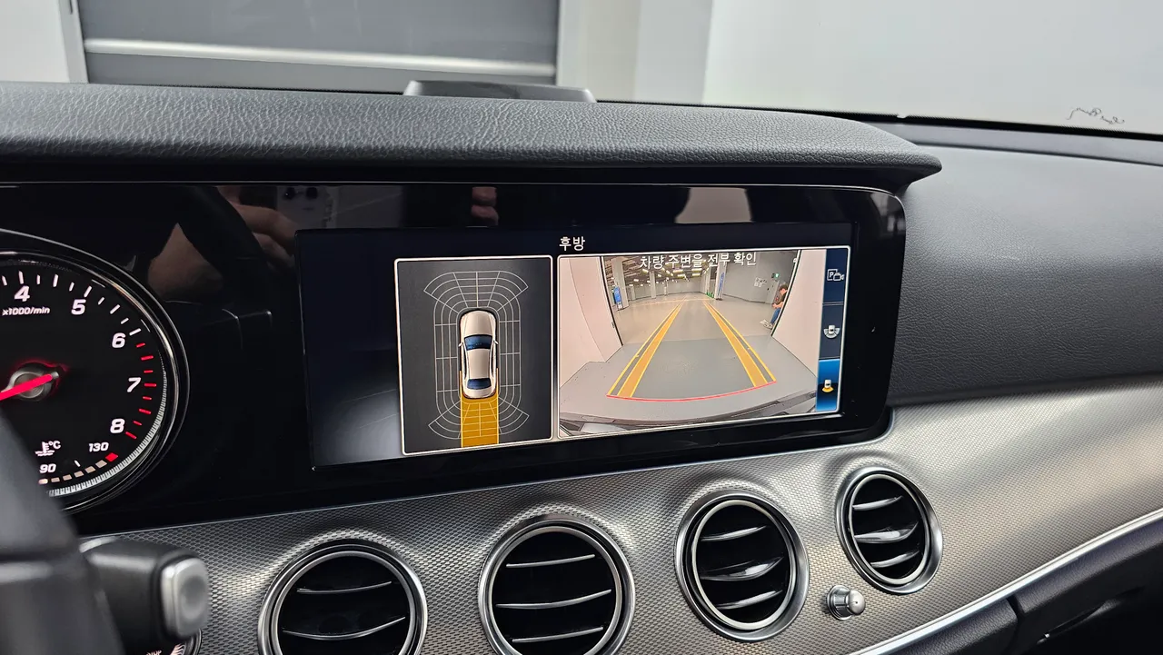 Mercedes-Benz E-klasse — miniaturë 15