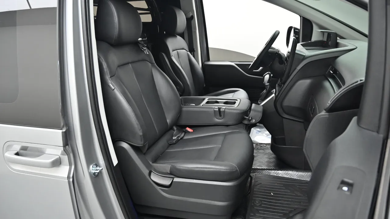 Hyundai Staria — miniaturë 10