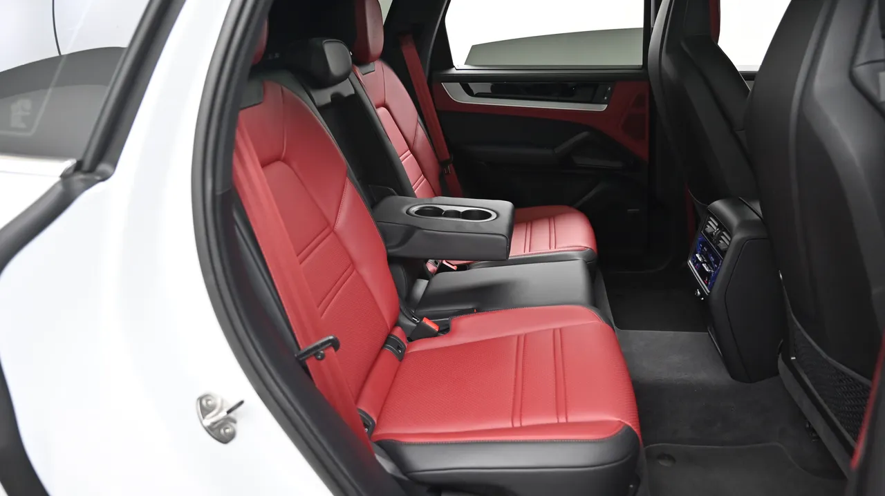 Porsche Cayenne — miniaturë 12