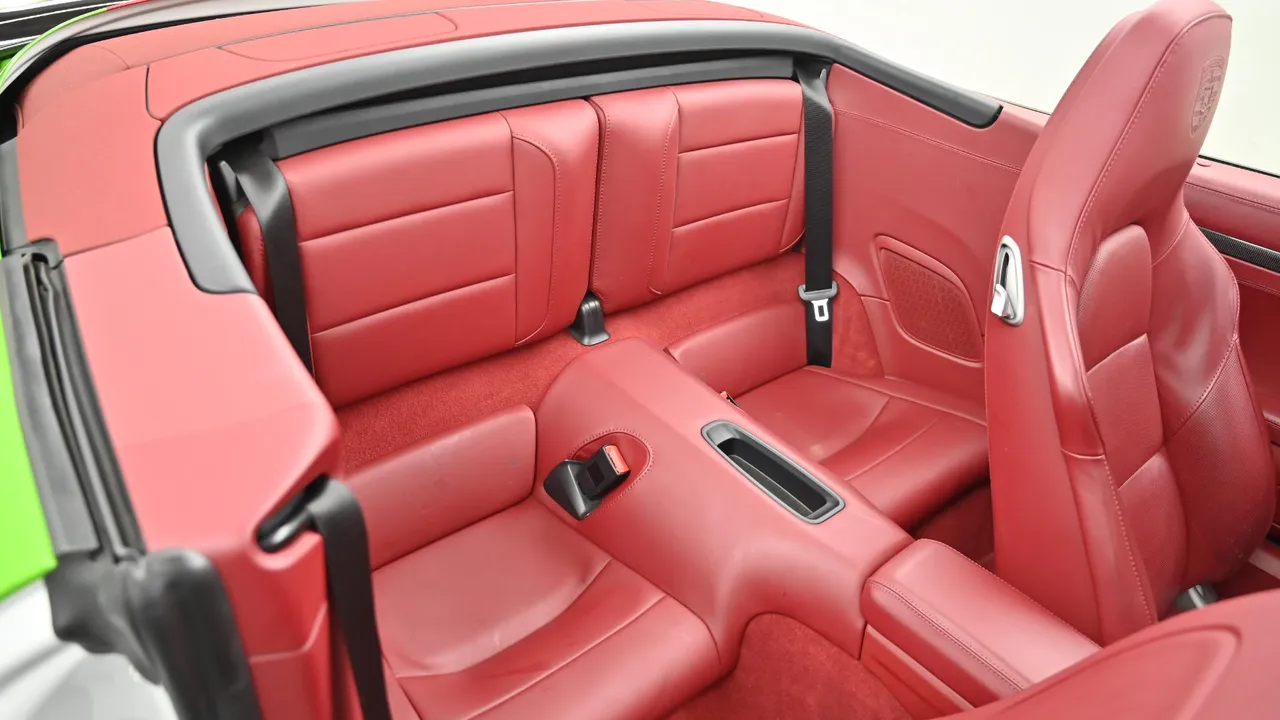 Porsche 911 — miniaturë 12