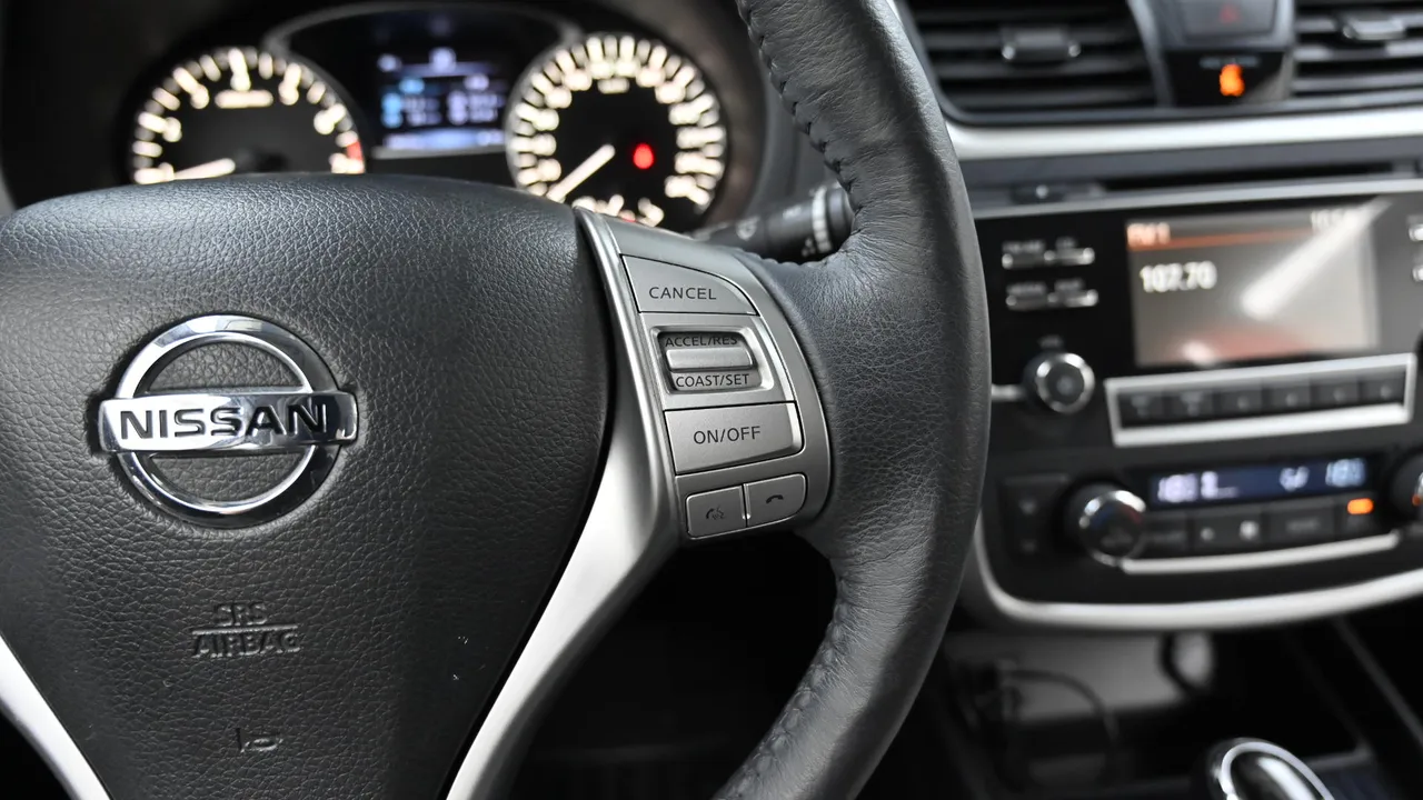 Nissan Altima — miniaturë 17