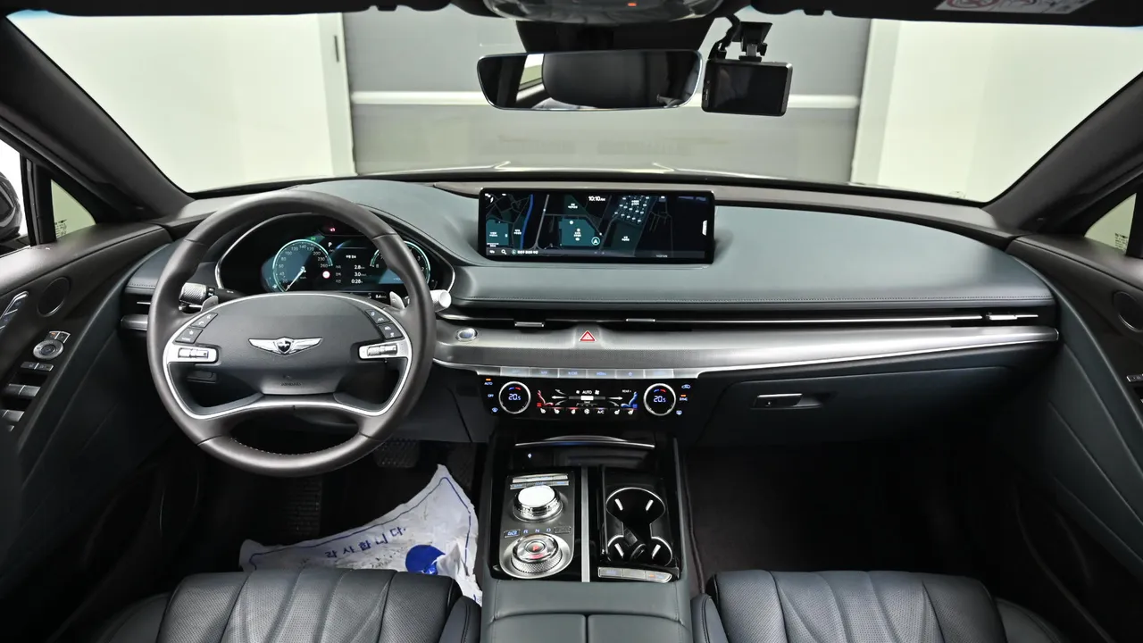 Genesis G80 — miniaturë 7
