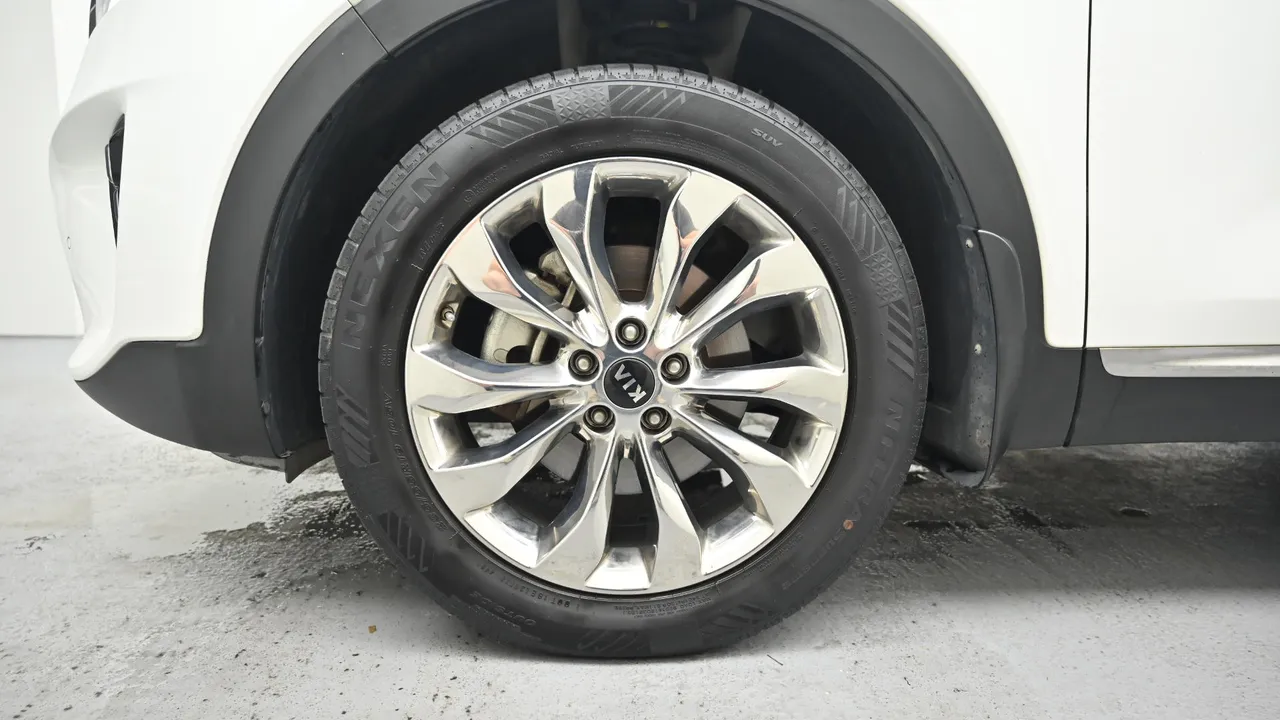 Kia Sorento — miniaturë 5