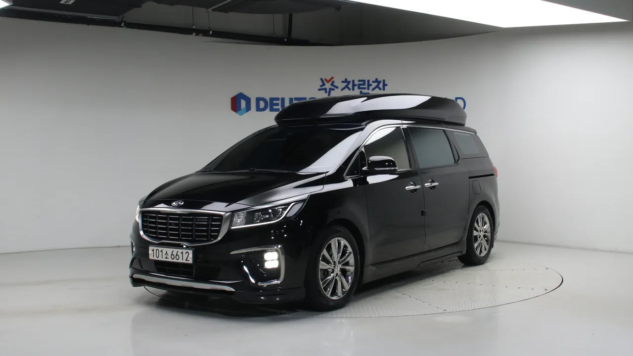 Kia Carnival 가솔린 7인승 하이리무진 프레지던트 — foto 1