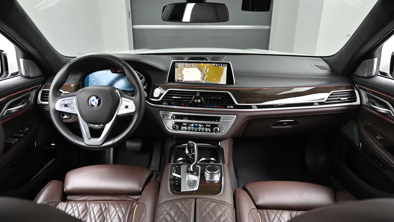 BMW 7er — miniaturë 7
