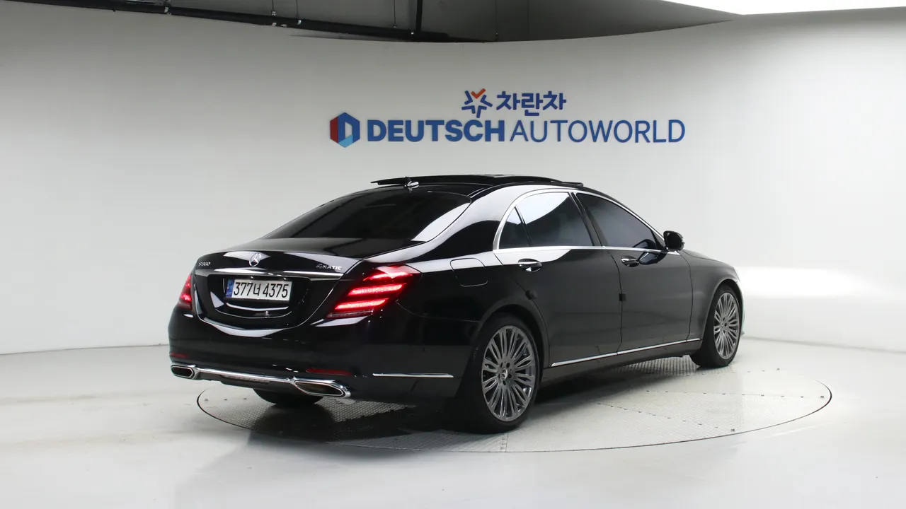 Mercedes-Benz S-klasse — miniaturë 2