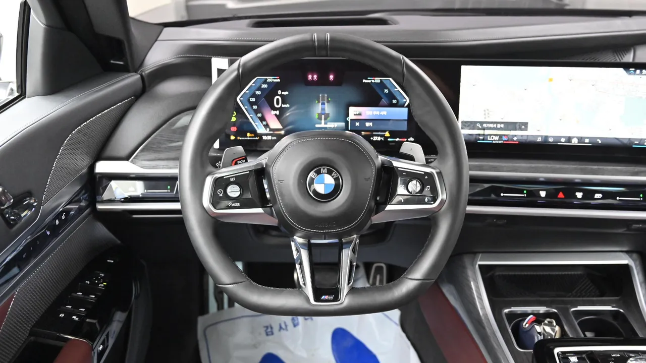 BMW 7er — miniaturë 22