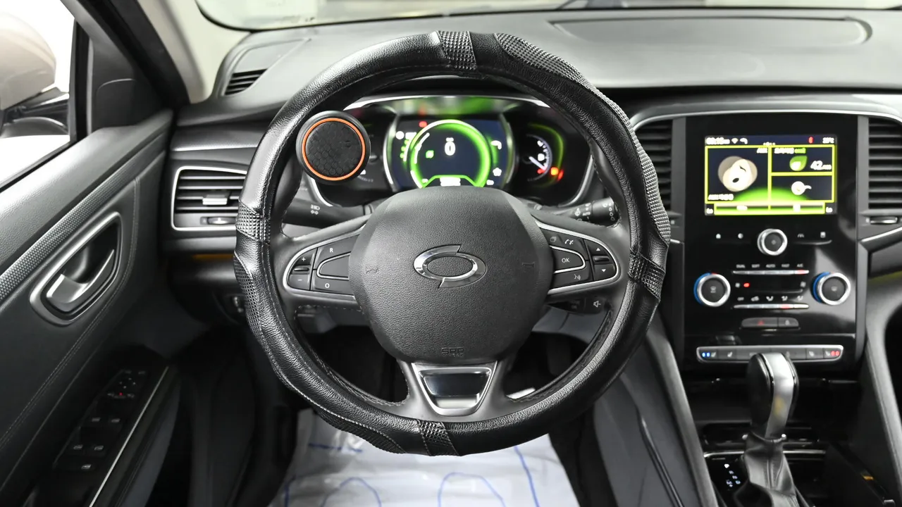 Renault Samsung SM6 — miniaturë 13