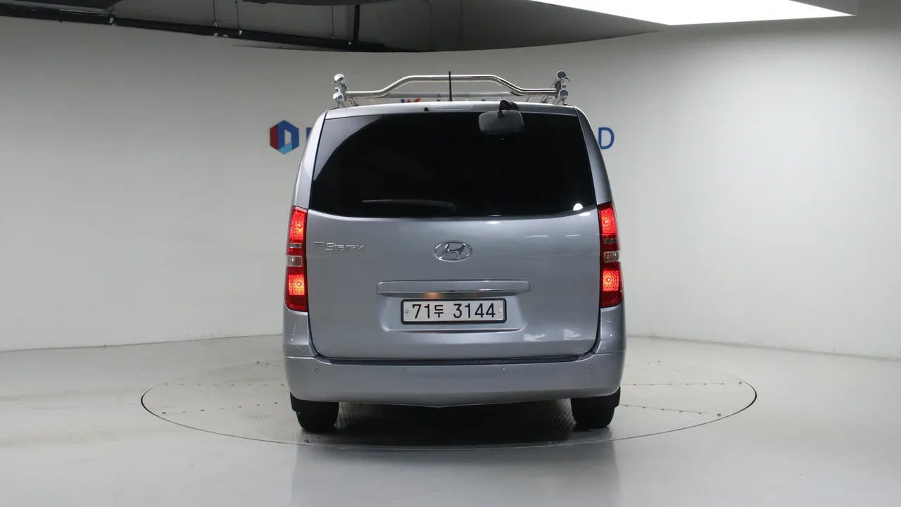 Hyundai Starex — miniaturë 4
