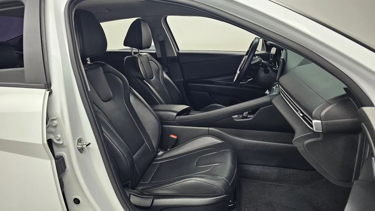 Hyundai Avante — miniaturë 10