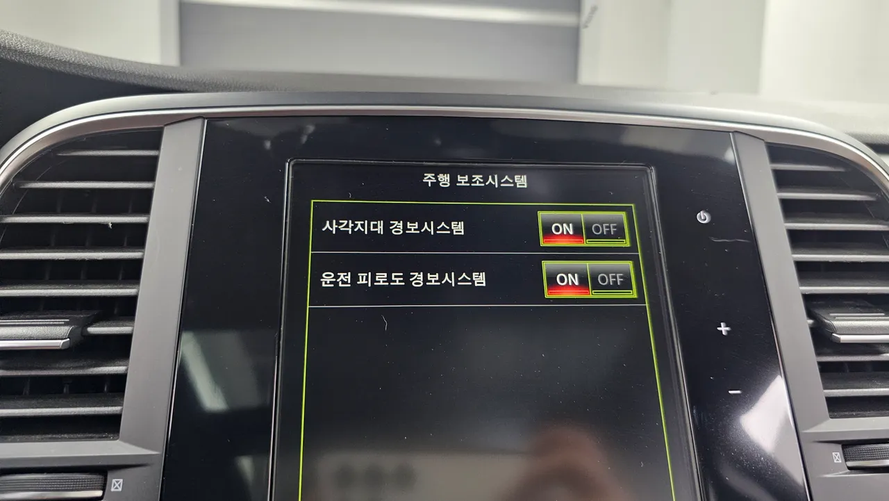 Renault Samsung SM6 — miniaturë 17
