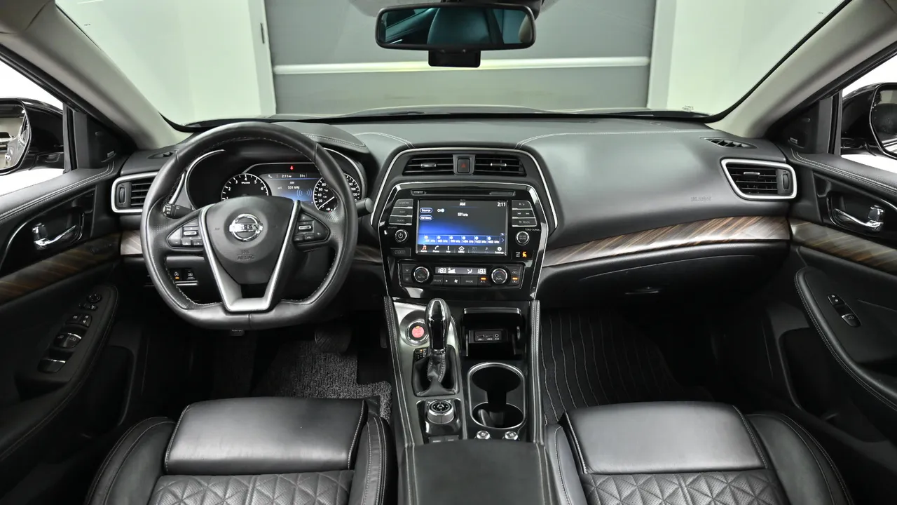 Nissan Maxima — miniaturë 7