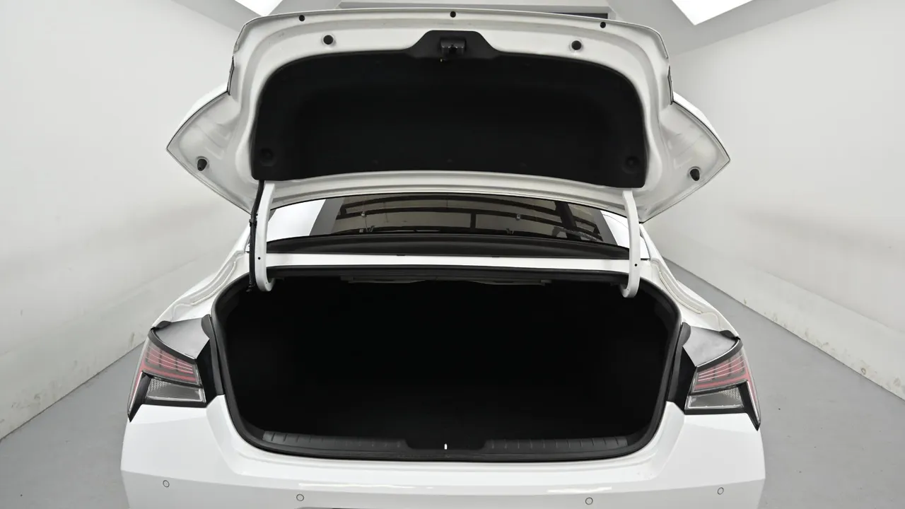 Hyundai Avante — miniaturë 19