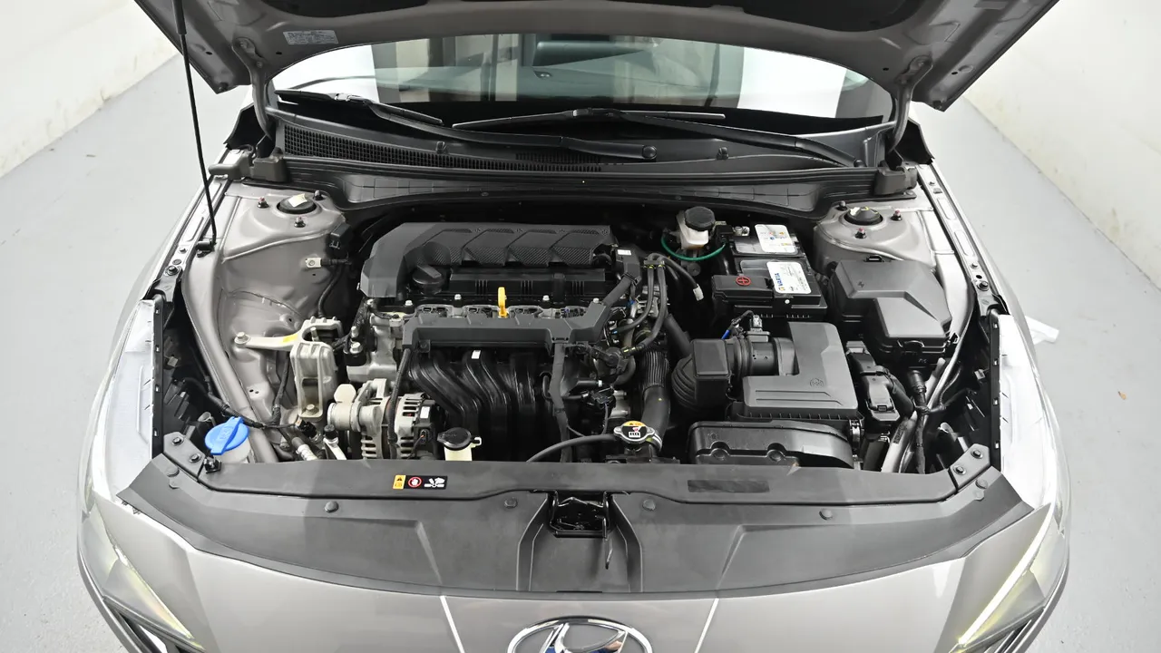 Hyundai Avante — miniaturë 6