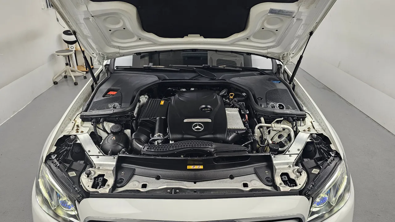Mercedes-Benz E-klasse — miniaturë 6