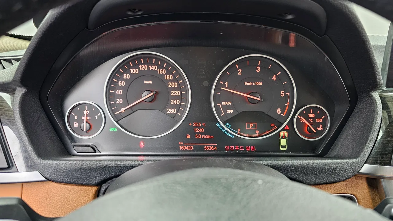 BMW 4 Series (F32) 420d Luxury Coupe