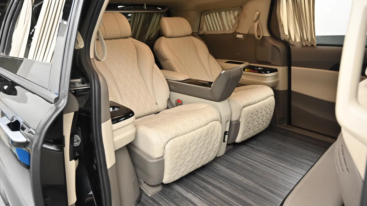 Kia Carnival — miniaturë 12