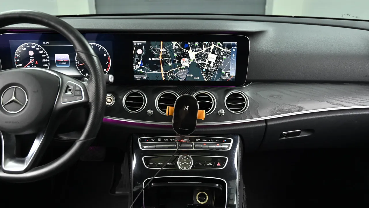 Mercedes-Benz E-klasse — miniaturë 14