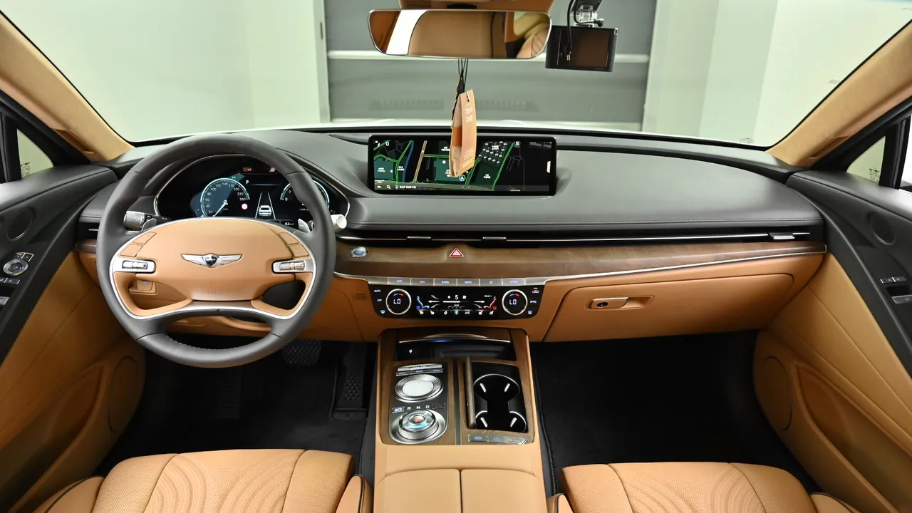 Genesis G80 — miniaturë 7