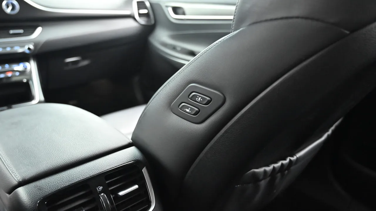 Hyundai Grandeur — miniaturë 18