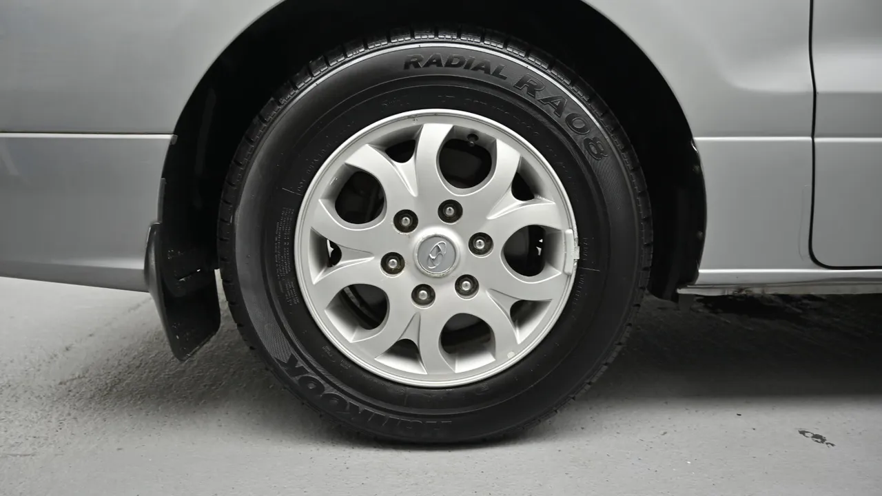 Hyundai Starex — miniaturë 5