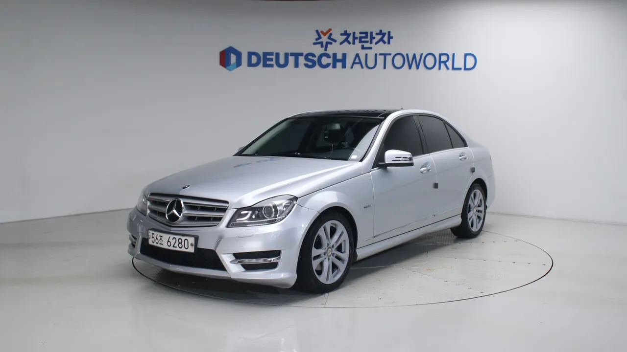 Mercedes-Benz C-klasse C200 CGI 아방가르드 — foto 1